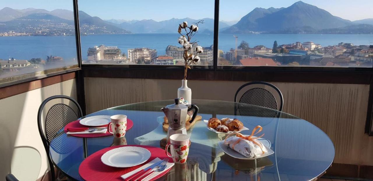 Terrace Lake View Stresa Bagian luar foto