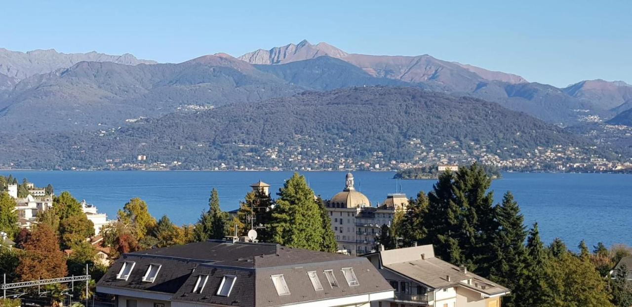 Terrace Lake View Stresa Bagian luar foto